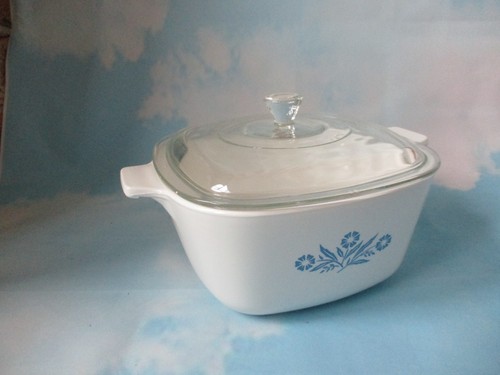 PYROSIL CORNING BLUE CORNFLOWER RETRO 2 1/2 PINT CASSEROLE WITH LID - Picture 2 of 3