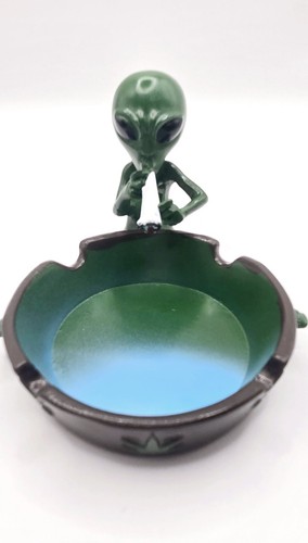 Cendrier extraterrestre vert et bleu 4 pouces rond cool déco fumeur pour fêtes