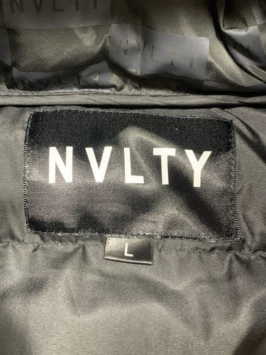 NVLTY Hooded Puffer Jacket Mens Large Check AOP Black Grey - Bild 2 von 12