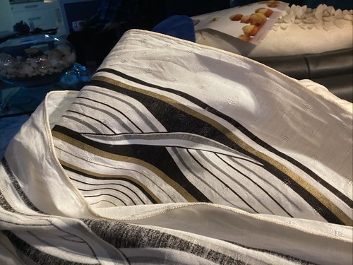 LENOX table Cloth KEMP & BEATLEY. BLACK / GOLD / White. NEVER USED. - Picture 11 of 11