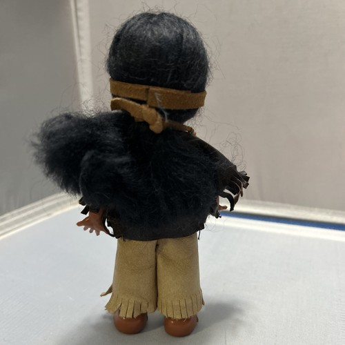 Vintage Google sleepy Eyed American Indian Doll 6 inch tall - Picture 3 of 3