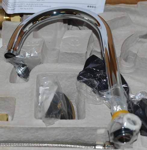 Zurn Z831B4 XL Commercial Faucet Widespread Flex Hose Lead Free - Picture 8 of 11