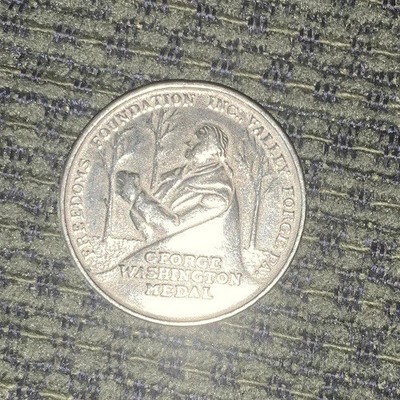 Boy Scout George Washington Medal Freedoms Foundation INC Valley Forge Coin BSA