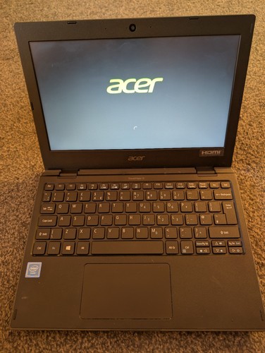 acer TravelMate B118 Laptop Model N16Q15 4GB 11,6 Inch Screen ( POSTED IN BOX ) - Picture 3 of 7