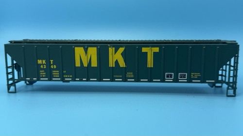 Tolva cubierta Athearn Bev Bel MKT Missouri Kansas Texas 54 pies 4349 HO | Condition: New