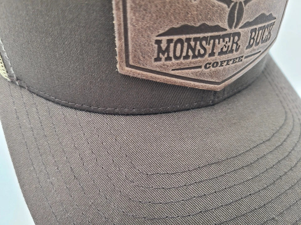 Monster Buck Parche Café Yupoong Malla Camionero Sombrero Gorra Ciervo Caza Hombres Marrón Beige Foto 4 de 4