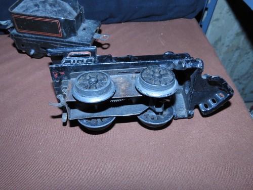 Prewar Clockwork toy train 100yrs old Bing, steam engine, tender, coach cars - Picture 9 of 21