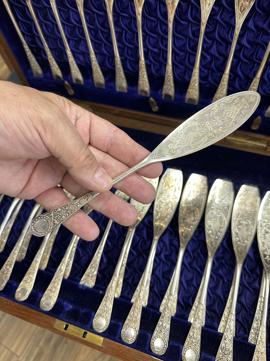 An Edwardian art nouveau silver tygg bowl, Goldsmiths of
