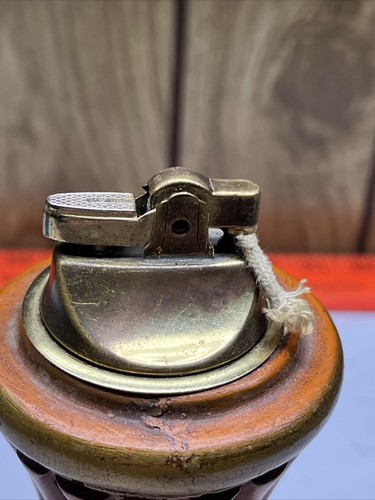 Vintage Carved Wooden Table Top Lighter Striker Not Aligned - Picture 4 of 14