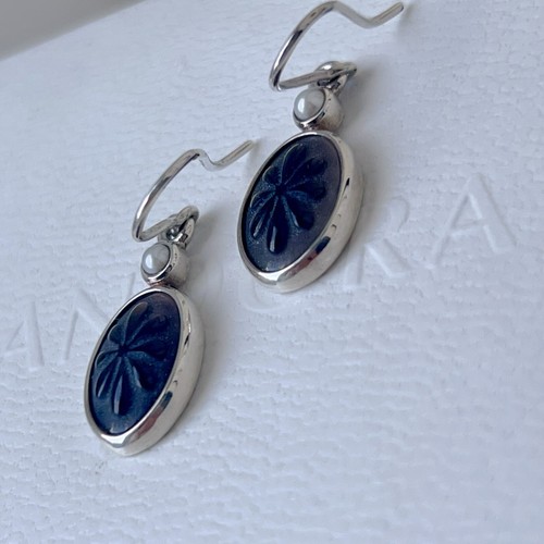 Retired Pandora silver grey cameo mother of pearl Compose Earrings - Picture 2 of 3
