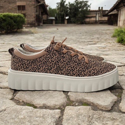Roxy Womens Spotted Platform Sneakers Casual Chunky Sole Cushioned Comfort 10