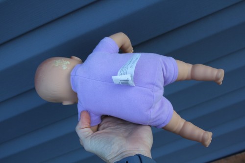 Baby Girl Doll Soft Body Vinyl Head 14” 2008 CITITOY Purple Rainbow Blue Eyes - Picture 7 of 7