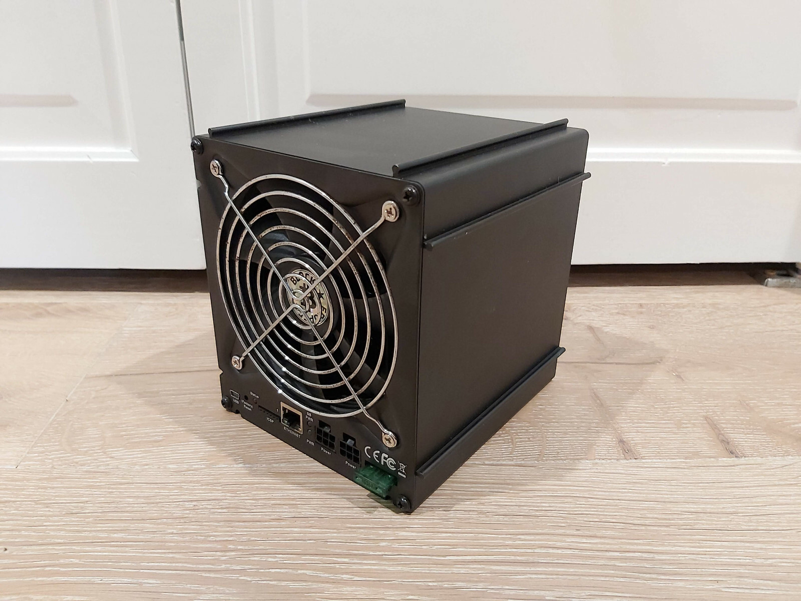 bitcoin block erupter cube