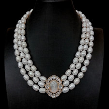 Multi Strands Pearl Necklace 3 Rows Choker Necklace Shell Pendant Women Jewelry
