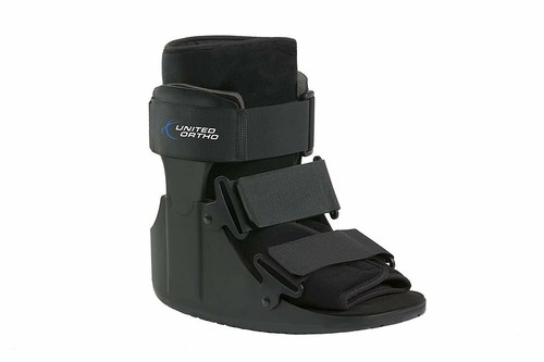 United Ortho - USA14017 Short Cam Walker Fracture Boot, Large, Black - 第 1/5 張圖片