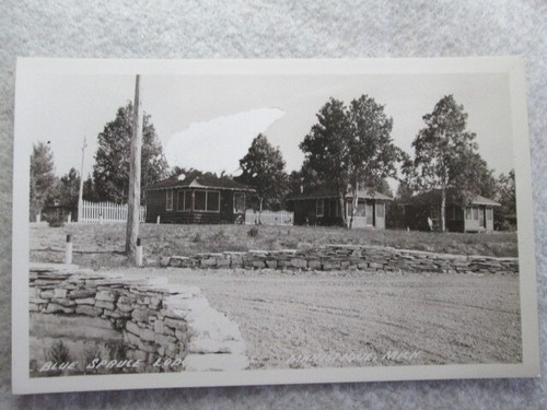 Blue Spruce Lodge And Cabins, Manistique, Michigan Real Photo Postcard 1937 - Picture 1 of 2