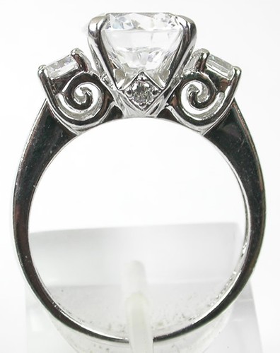Ring Engagement with 5 Cubic Zirconia in Sterling Silver Bridal Jewelry Wedding - Picture 2 of 3