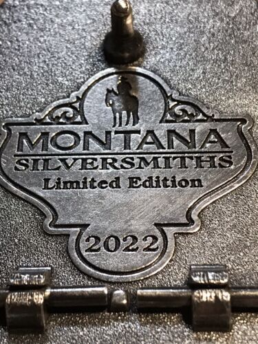 ▽MONTANA SILVERSMITHS BUCKLE Montana Silversmiths Cowboy Up Bull Buckle - 3/4