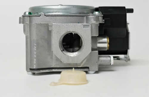 36G22-254 White-Rodgers Gas Heating Furnace Valve for Goodman 0151M00013 - Picture 4 of 7