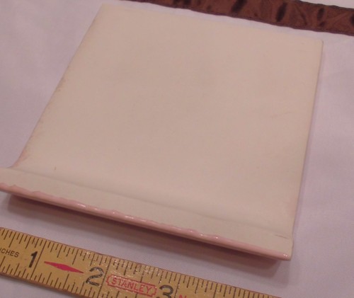 1 pc. Bullnose Radius Ceramic Tile *Shell Pink* 4-5/16" by Robertson Co. Glossy - Picture 9 of 10