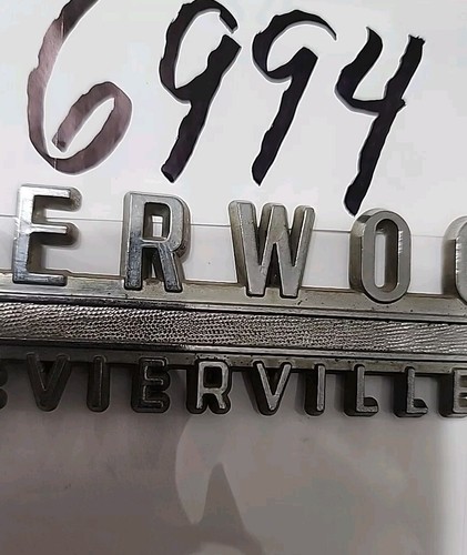 ●Sherwood●Sevierville ●Dealer Emblem Car vintage SM6994 - Picture 2 of 2