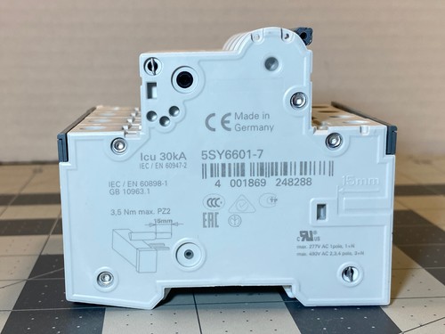 SIEMENS 5SY6 601-7 MINIATURE CIRCUIT BREAKER, 1A, 400V AC 4-POLE, C Trip - BLEM - Picture 9 of 14