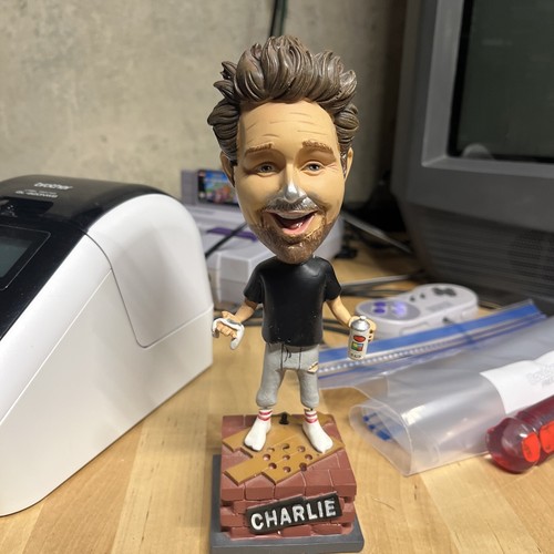 Beeline Creative It's Always Sunny In Philadelphia Charlie Talking Bobble Head - Bild 3 von 5