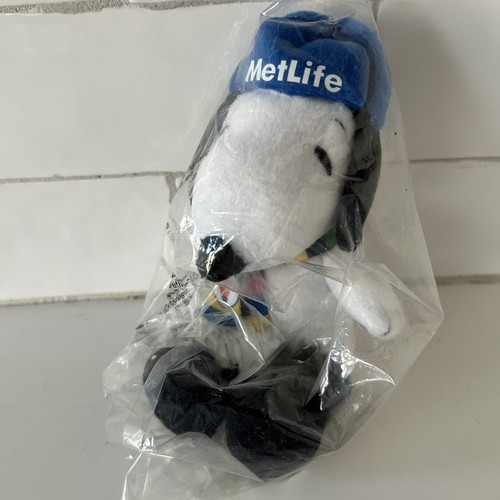 MetLife Snoopy Plush 2014 Winter Olympics Colorful Scarf 7" New in Bag Sealed - Picture 1 of 10