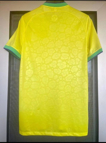 Brazil World Cup Jersey!!! - Picture 2 of 7
