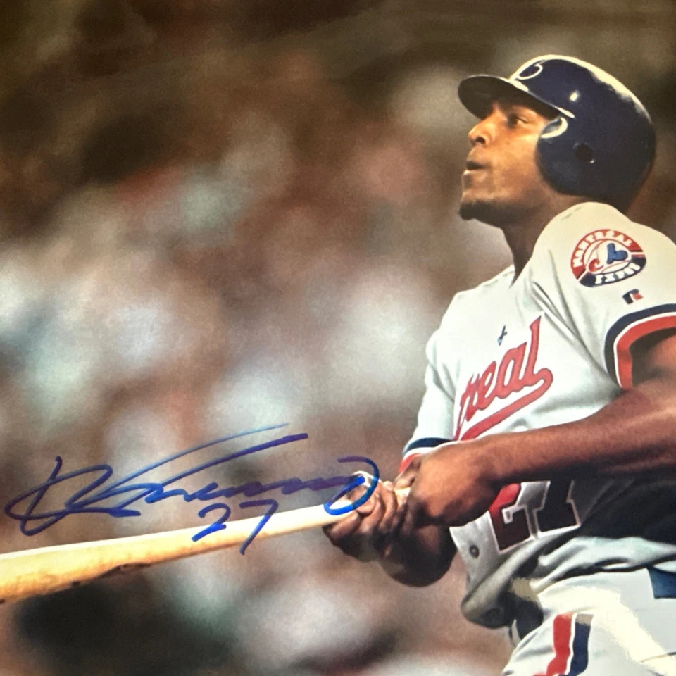 Vladimir Guerrero Sr. Montreal Expos Signed MLB HOF 8x10 Photo - Image 2 of 4
