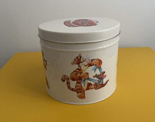 Disney Store Unused Winnie The Pooh’s Tigger And Roo Mug And Coaster Set In Tin - Picture 2 of 8