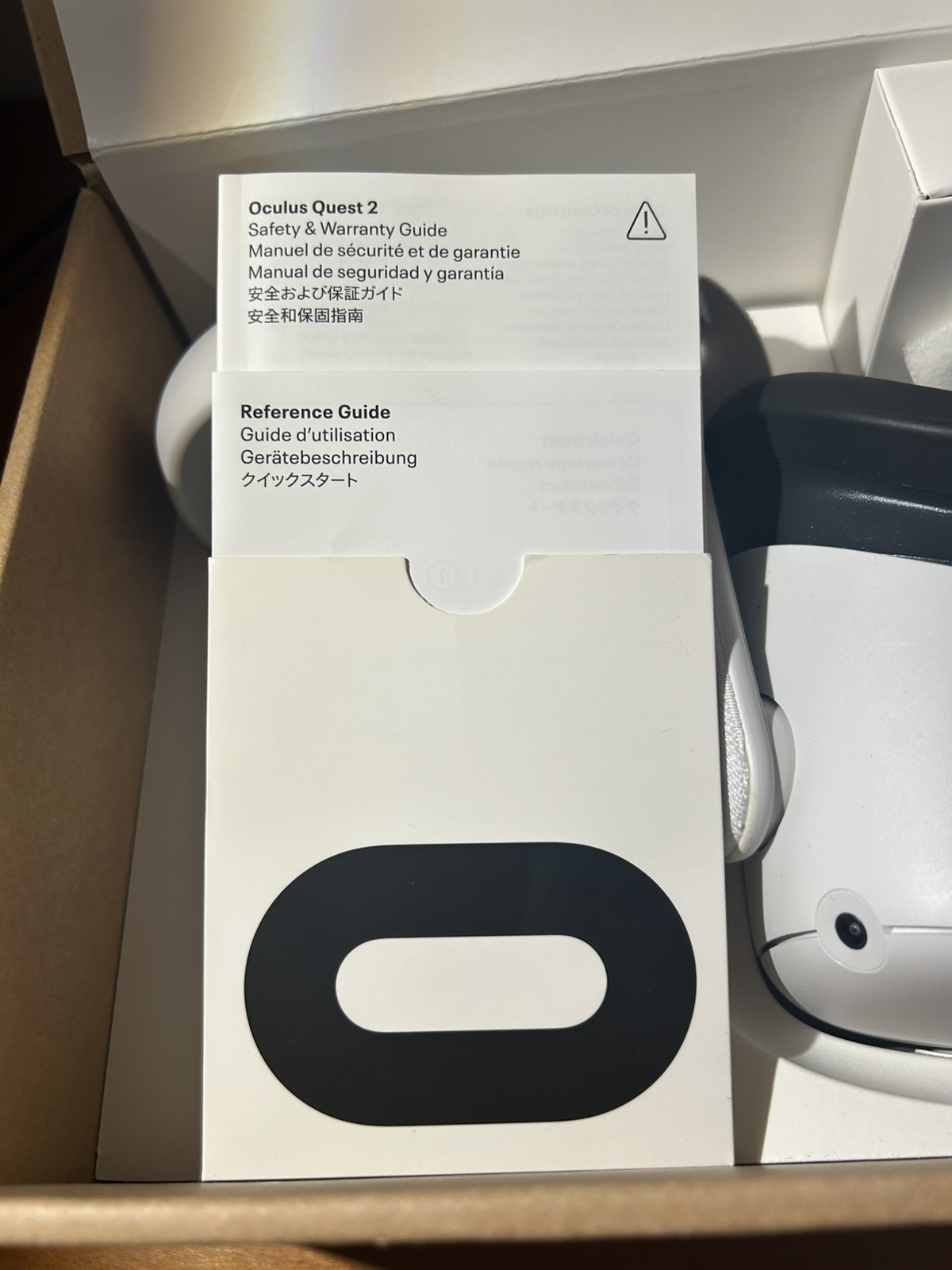 Meta Quest 2 Advanced All in One Virtual Reality Headset 256GB Controllers Case