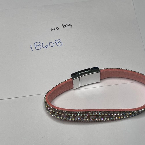 Armband rosa Kunstleder mit Magnetverschluss in silberfarben - Bild 12 von 13