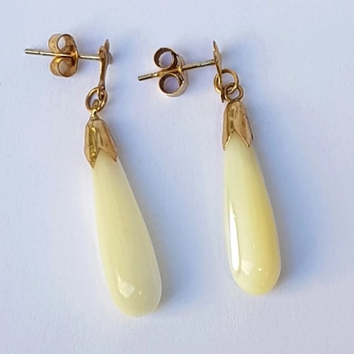 Vintage 1950s Mother of Pearl Tear Drop Earrings 9k Gold Fittings 3.5cm RARE - Picture 2 of 7