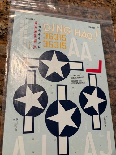 CAM DECALS # 24-007 1:24th SCALE THOROUGHBRED P-51B MUSTANG DECAL - Picture 2 of 2
