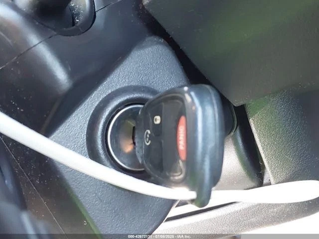 Conjunto de filtro de aire usado se adapta a: Jeep Compass 2011 grado A Foto 3 de 4