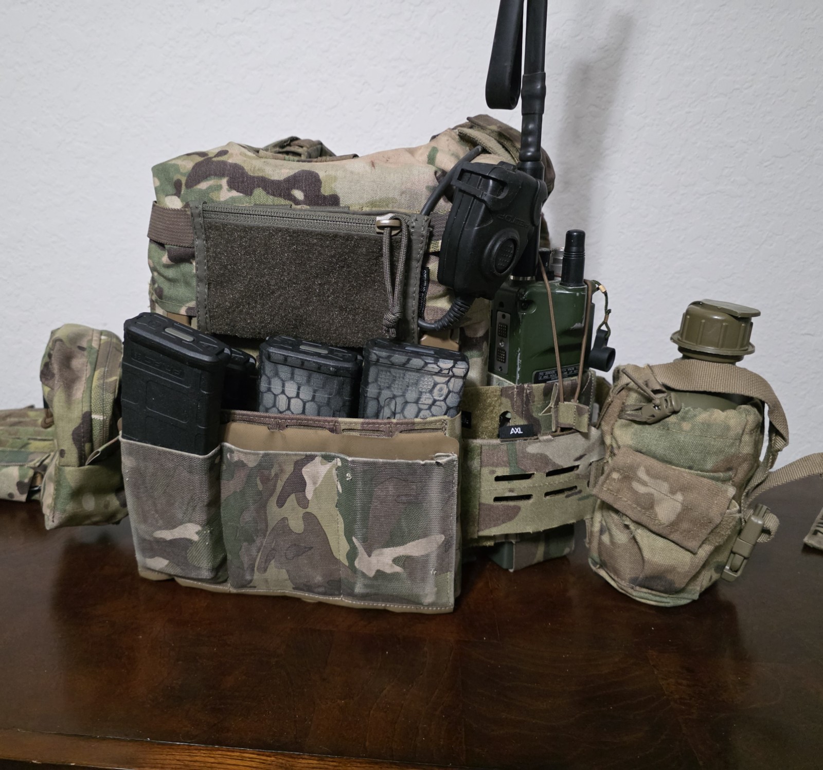 Picture 1 of 6