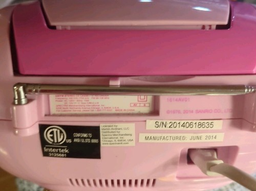 HELLO KITTY AM/FM Radio Cassette Registratore a Nastro/Lettore CD Boombox (Funzionante) - Foto 9 di 11