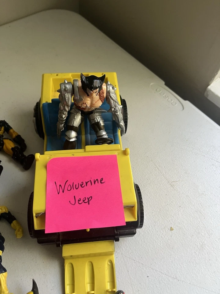 Vintage Lot of 23 1990s Marvel Toybiz X-men Action Figures 5 1/2 w/ jeep - Image 2 of 4