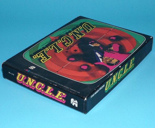 THE MAN FROM U.N.C.L.E. CARD GAME 100% COMPLETE EURO BOX 1965 MILTON BRADLEY ... - Picture 4 of 8