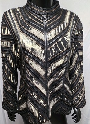 Ostinie by Ika Chevron Pattern Zip Jacket Black Beige Gray animal Size 14