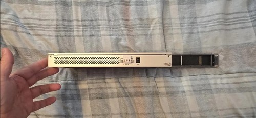 Ubiquiti Networks US-XG-6POE 6 Port Rack Mountable Switch - Picture 3 of 5