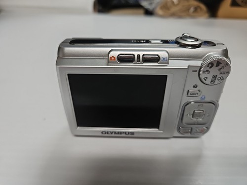 Cámara digital Olympus FE FE-310 8,0 MP - ¡Plata funciona! - Imagen 3 de 9