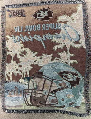 Kansas City Chiefs Northwest Super Bowl LIV Champions Woven Throw Blanket 48x60” - Picture 5 of 5