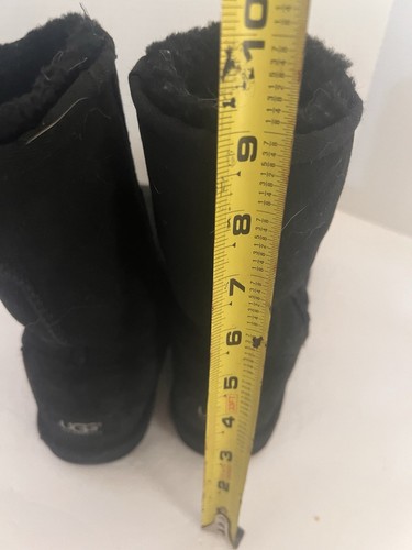 Classic UGGs Black Women’s Size 7 - Picture 3 of 8