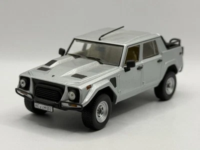 Lamborghini LM 002 1/43 Minichamps - Photo 1/2