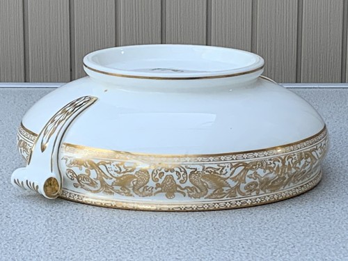 Wedgwood Gold Florentine W4219 Gold Dragons on White Vegetable Dish & Cover 10" - Picture 10 of 14