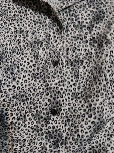 COVINGTON WOMAN 3/4 Sleeve Blouse Collared Button Up Animal Print 16-18W - Picture 5 of 13