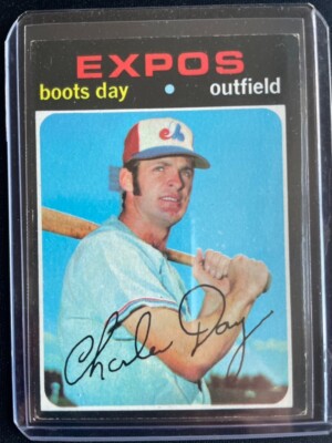 1971 Topps  # 42 Boots Day WITH STADIUM LIGHTS BEHIND EAR EXPOS