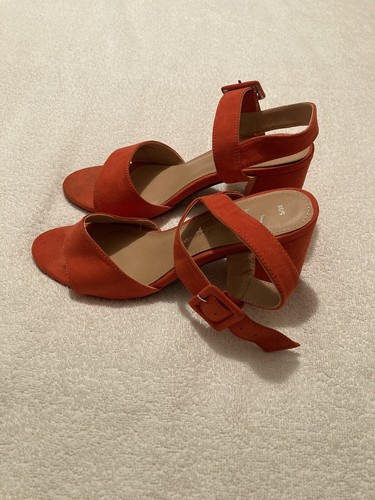 Lady's Fabulous Footwear By George Orange Ankle Strap Sandals Size 5 - Picture 4 of 7